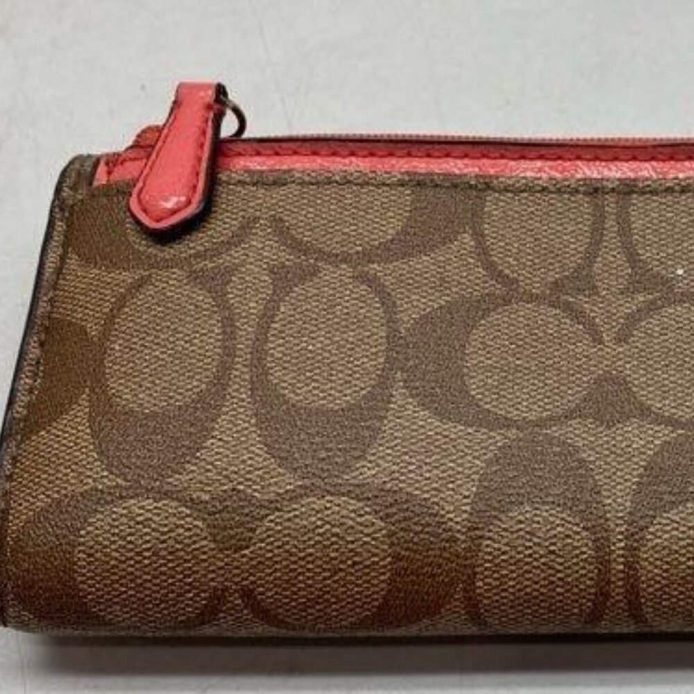 Coach Peyton Long Wallet - Picture 6 of 16